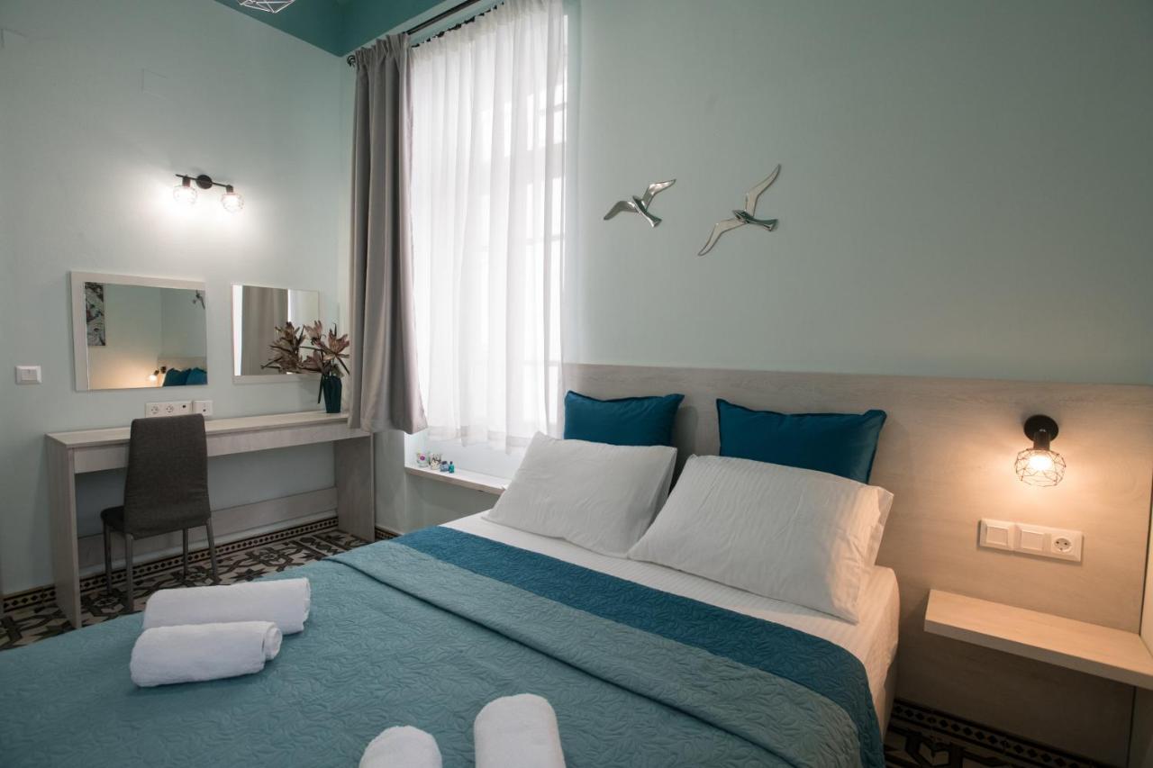 The Blue Apartment In The Heart Of Heraklion מראה חיצוני תמונה