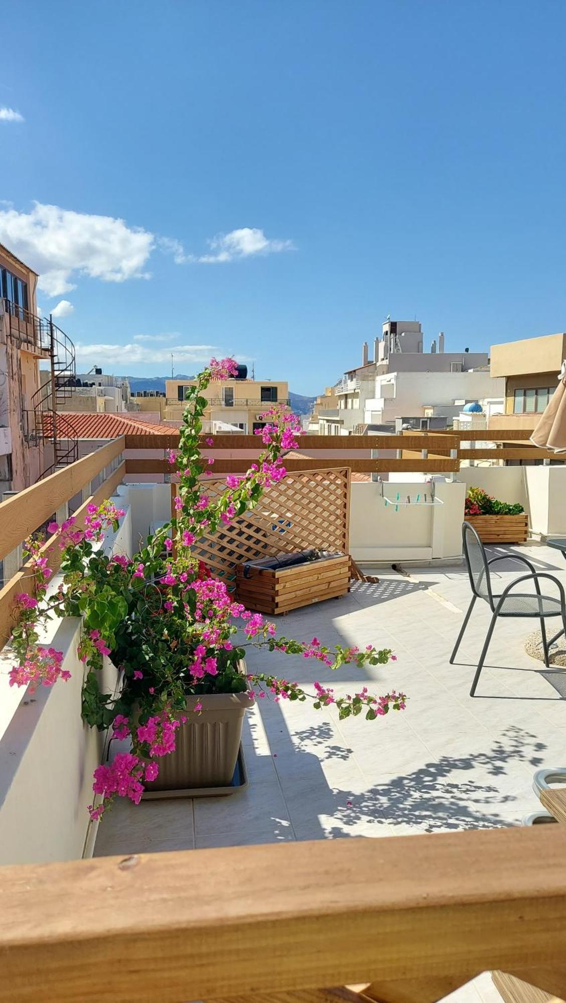 The Blue Apartment In The Heart Of Heraklion מראה חיצוני תמונה